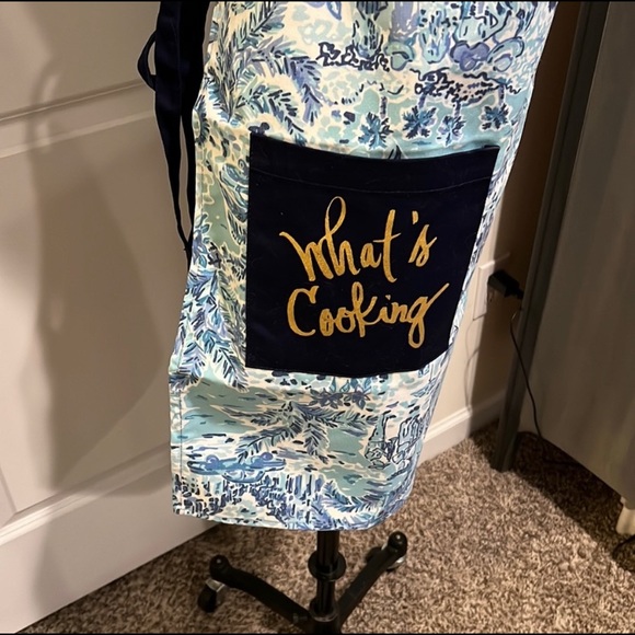 LILLY PULITZER | Blue What A Lovely Place Apron - Picture 4 of 4